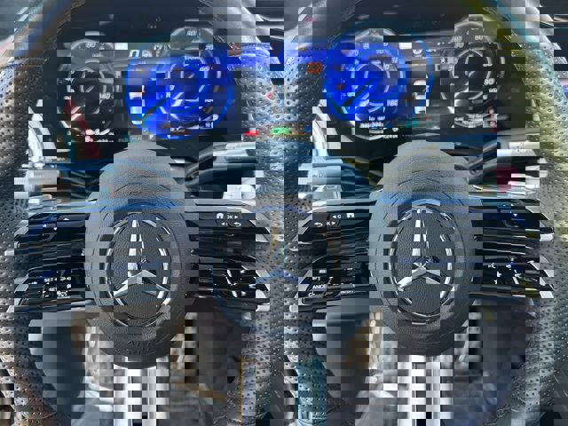 Used 2022 Mercedes-Benz EQS 580 4MATIC Sedan image 24