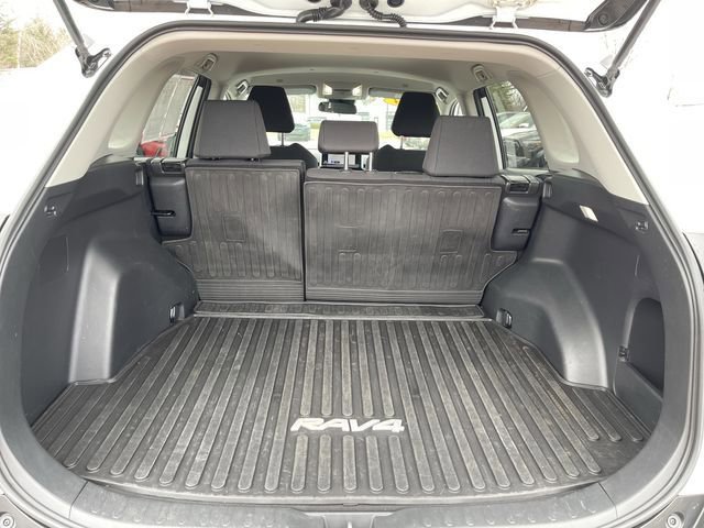 Certified 2023 Toyota RAV4 LE image 22