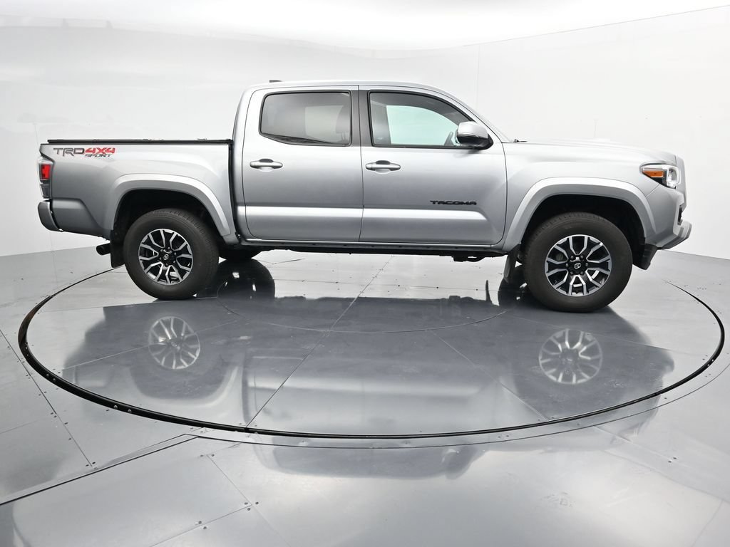 Used 2023 Toyota Tacoma TRD Sport AWD/4WD image 9
