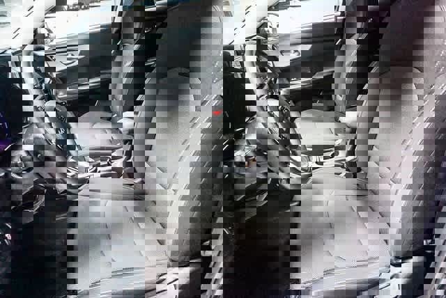 Used 2023 Kia Forte LXS image 17