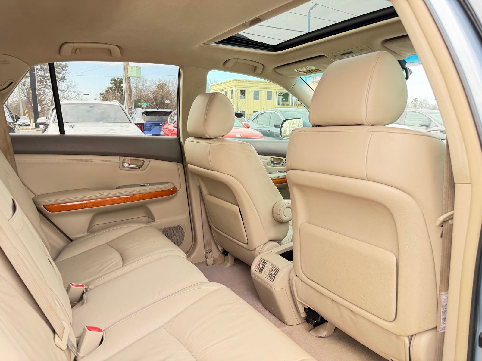 Used 2005 Lexus RX 330 image 17