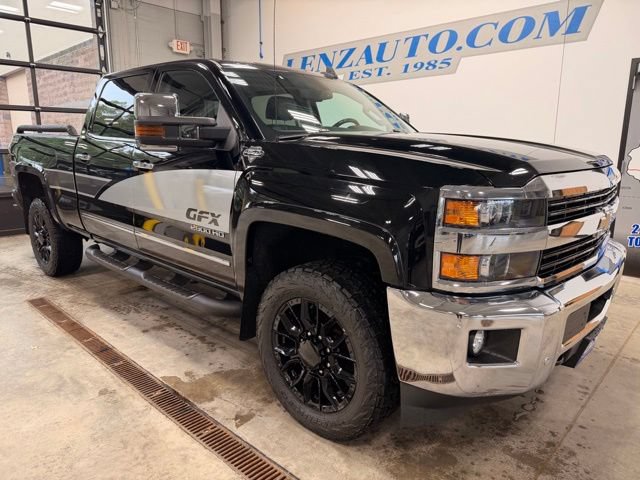 Used 2015 Chevrolet Silverado 2500 LTZ AWD/4WD image 2