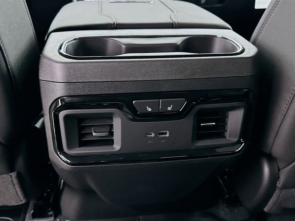 New 2026 GMC Sierra 3500 AT4 w/ AT4 Premium Plus Package AWD/4WD image 26