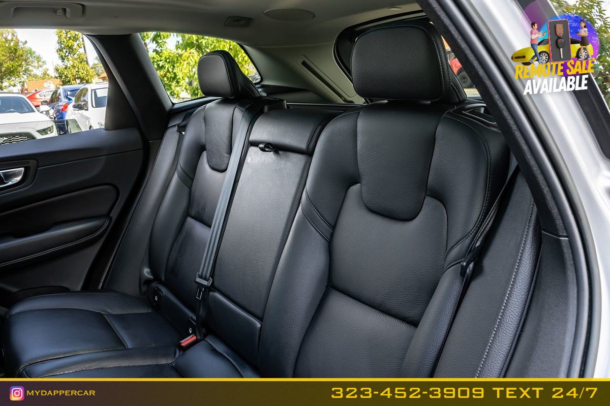 Used 2023 Volvo XC60 B5 Plus AWD/4WD image 18