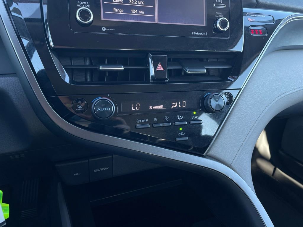 Used 2024 Toyota Camry LE image 17