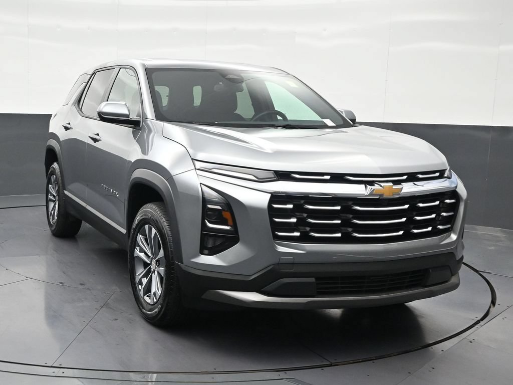 Used 2025 Chevrolet Equinox LT FWD image 8