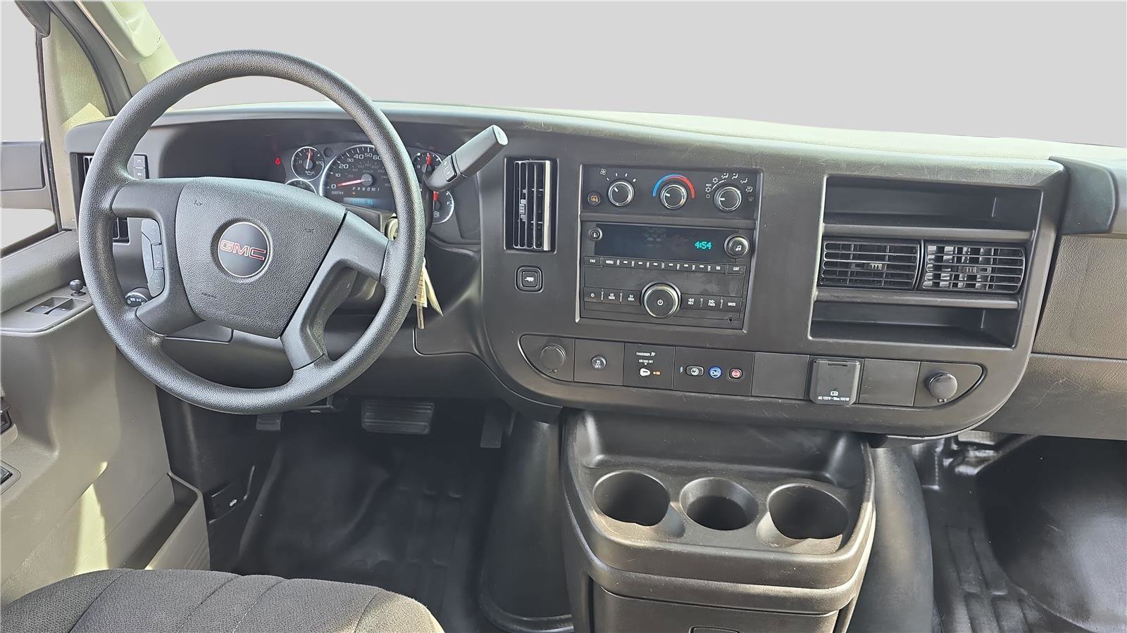 Used 2024 GMC Savana 2500 w/ Driver Convenience Package image 28