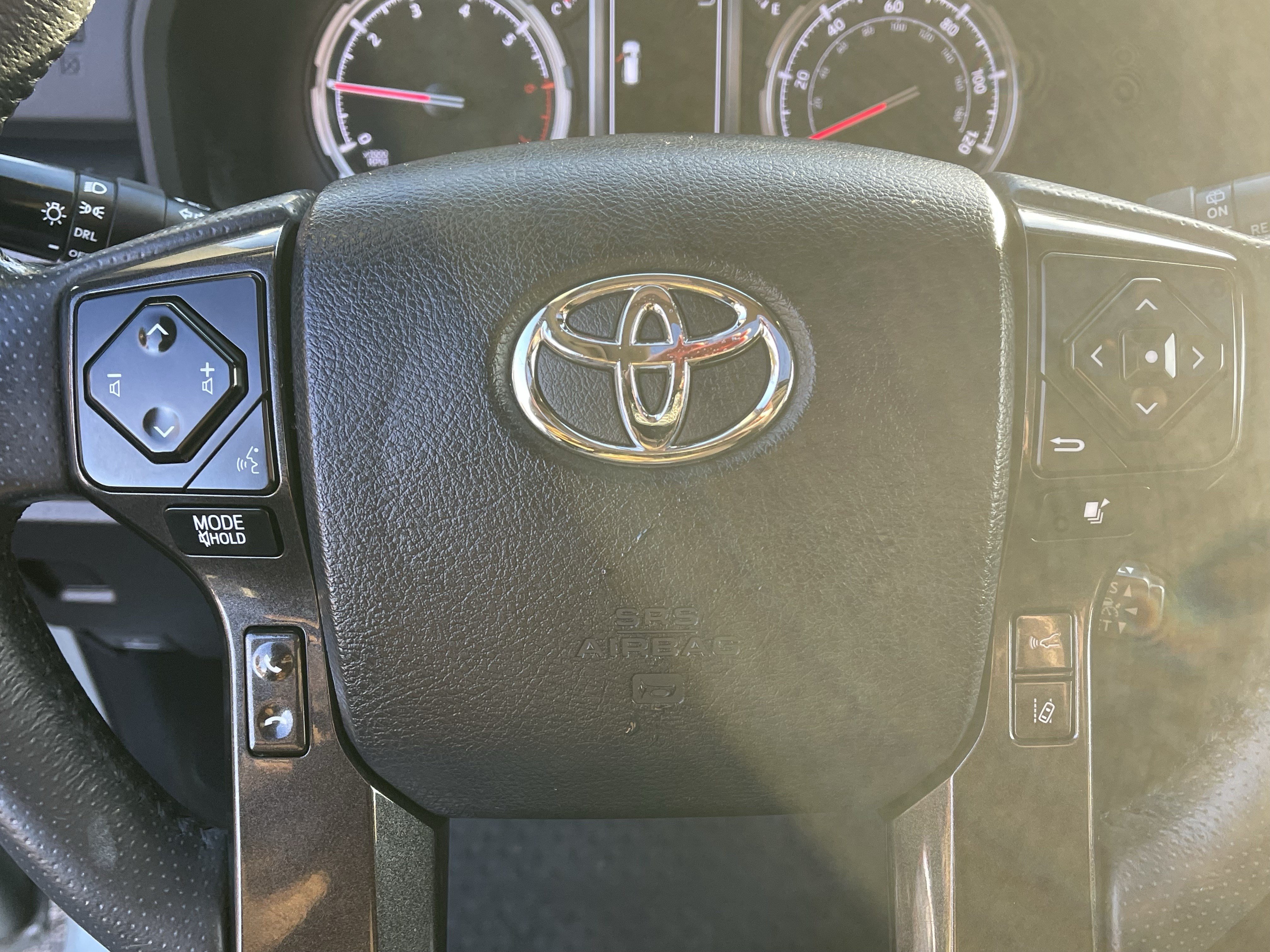 Certified 2022 Toyota 4Runner TRD Off-Road Premium w/ Moonroof Package AWD/4WD image 20