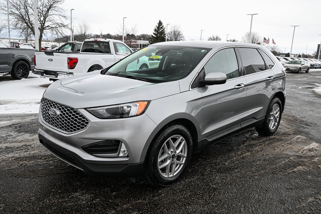 Certified 2024 Ford Edge SEL w/ Convenience Package image 9