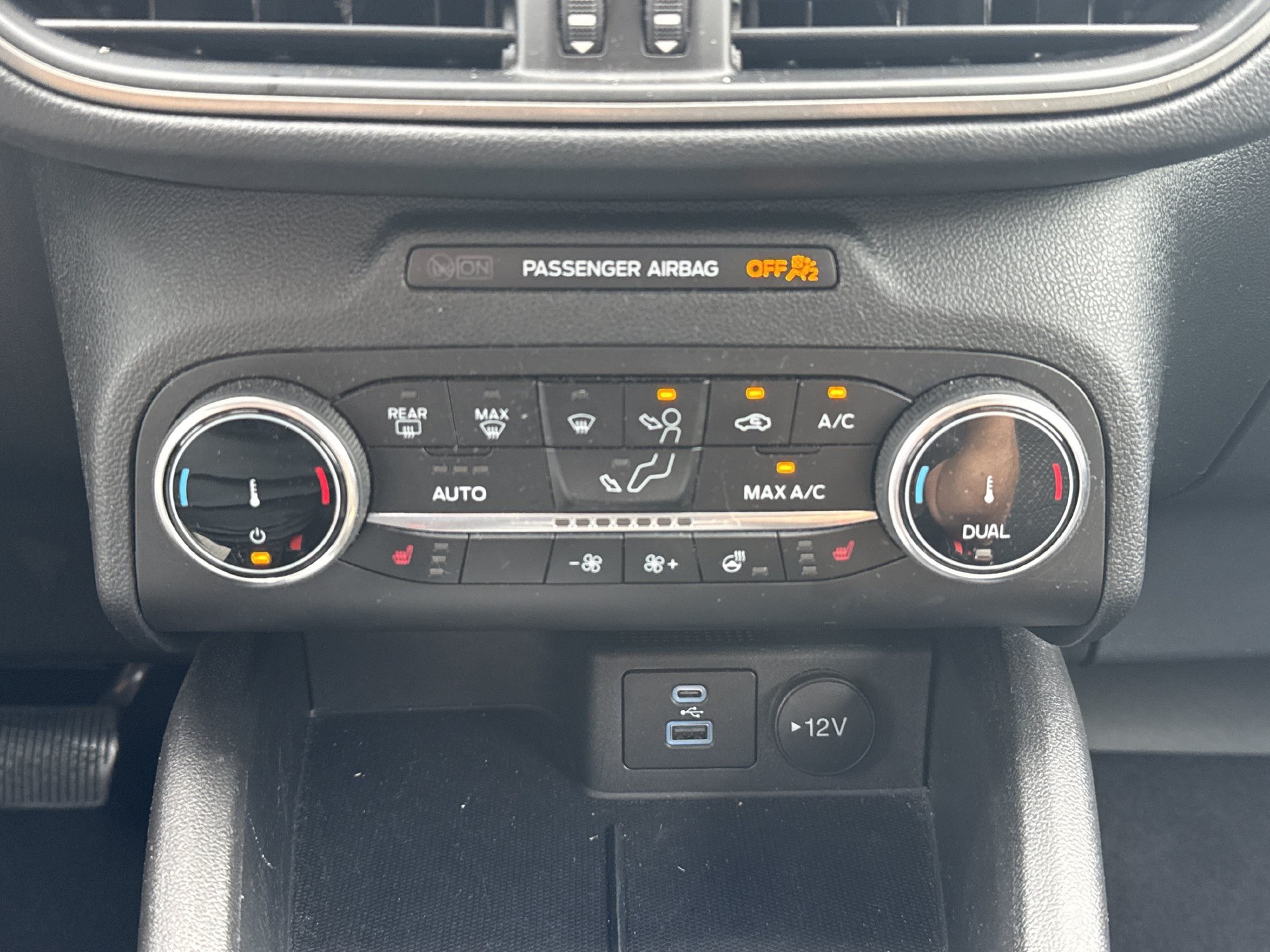 Used 2023 Ford Escape Active AWD/4WD image 8