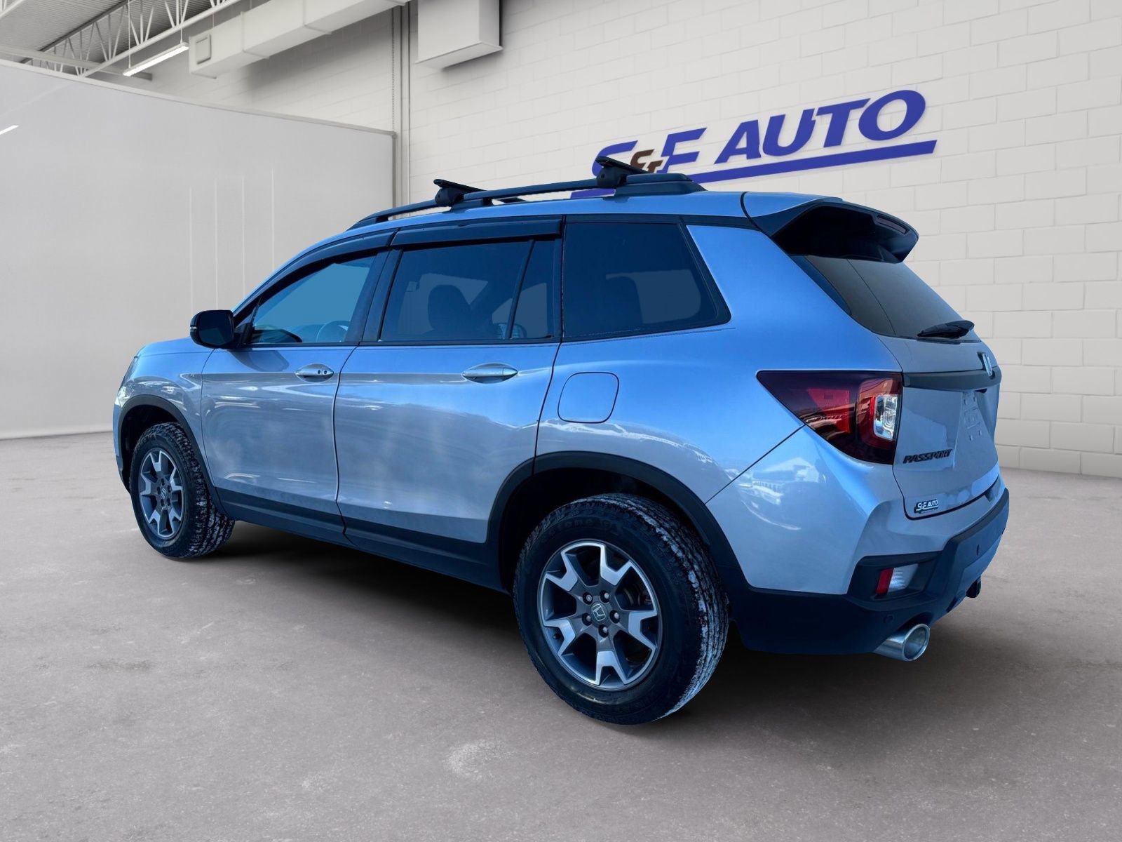 Used 2022 Honda Passport TrailSport image 3