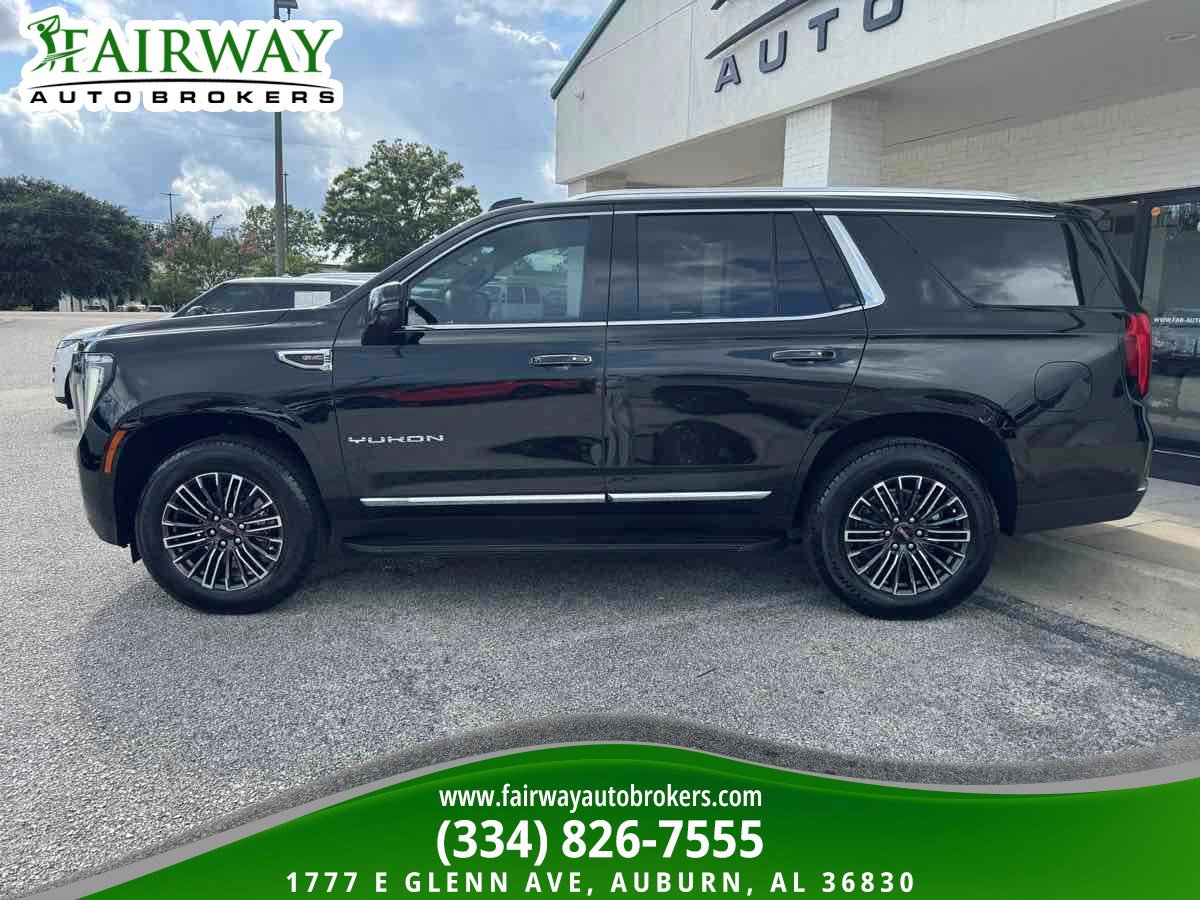 Used 2026 GMC Yukon Elevation w/ Elevation Premium Package AWD/4WD image 9