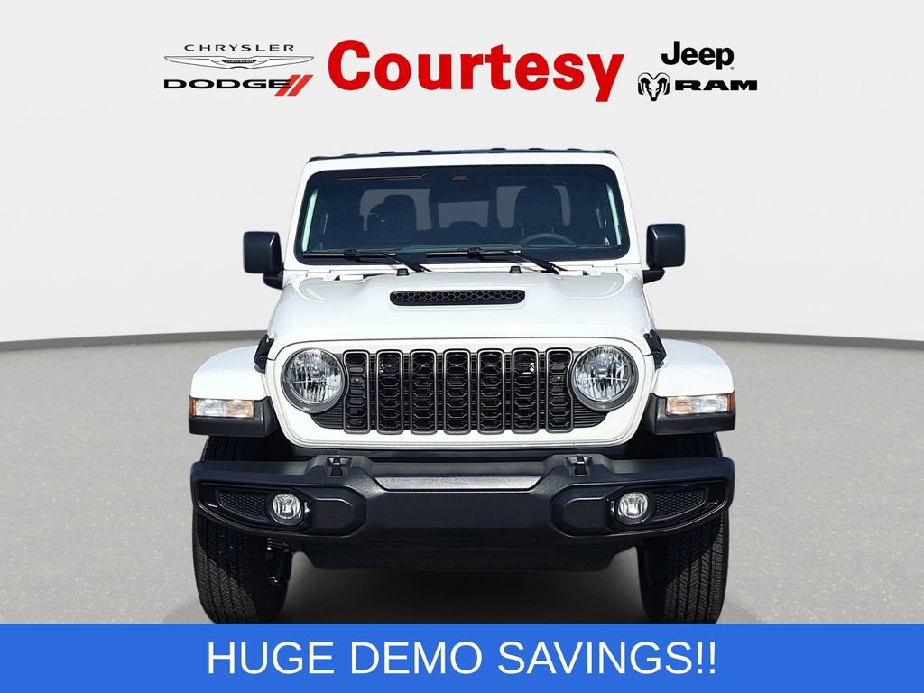 New 2026 Jeep Gladiator Sport AWD/4WD image 7