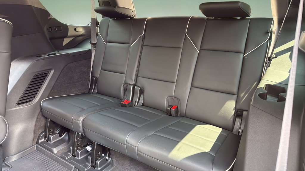 Certified 2024 Cadillac Escalade Premium Luxury w/ LPO, Floor Liner Package AWD/4WD image 30