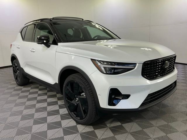 New 2026 Volvo XC40 B5 Ultra w/ Protection Package Premier image 3