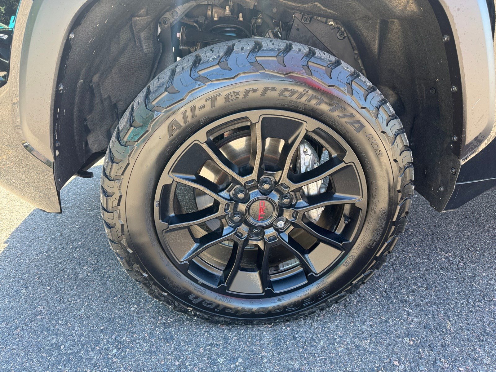Used 2026 Toyota Tundra Limited w/ TRD Off-Road Package AWD/4WD image 24