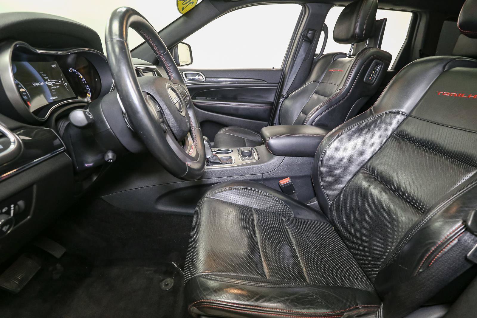Used 2018 Jeep Grand Cherokee Trailhawk w/ Trailhawk Luxury Group AWD/4WD image 51