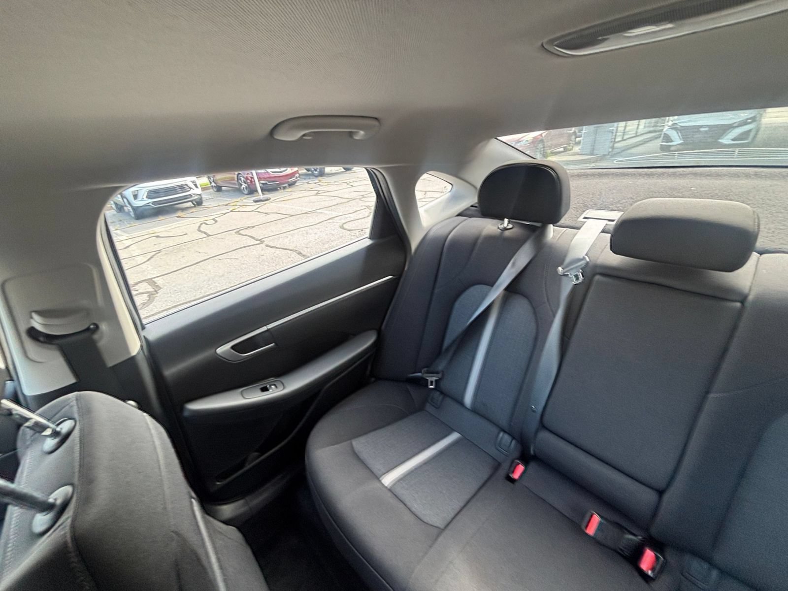 Used 2025 Hyundai Sonata SEL FWD image 40