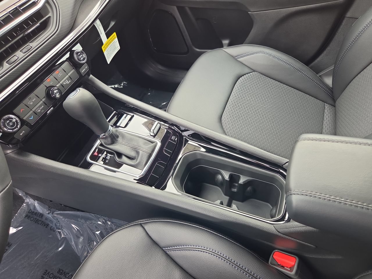 New 2026 Jeep Compass Latitude AWD/4WD image 30