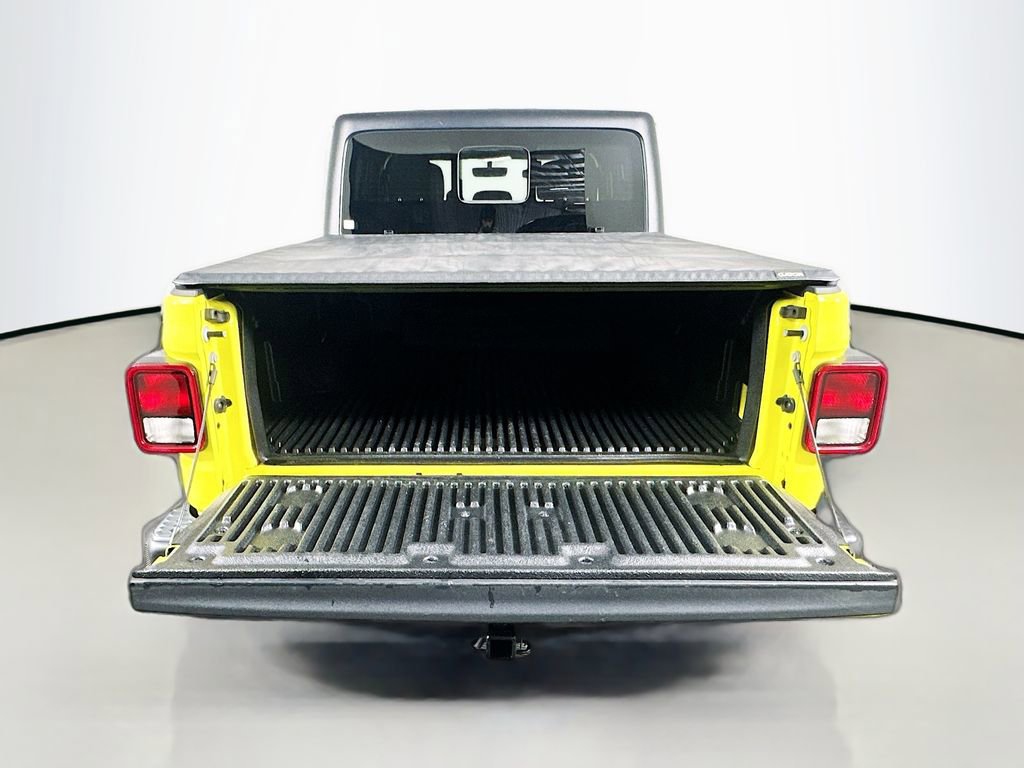Used 2023 Jeep Gladiator Rubicon image 30