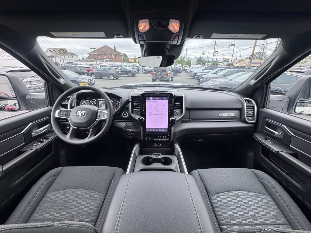 New 2026 RAM 2500 Big Horn AWD/4WD image 24