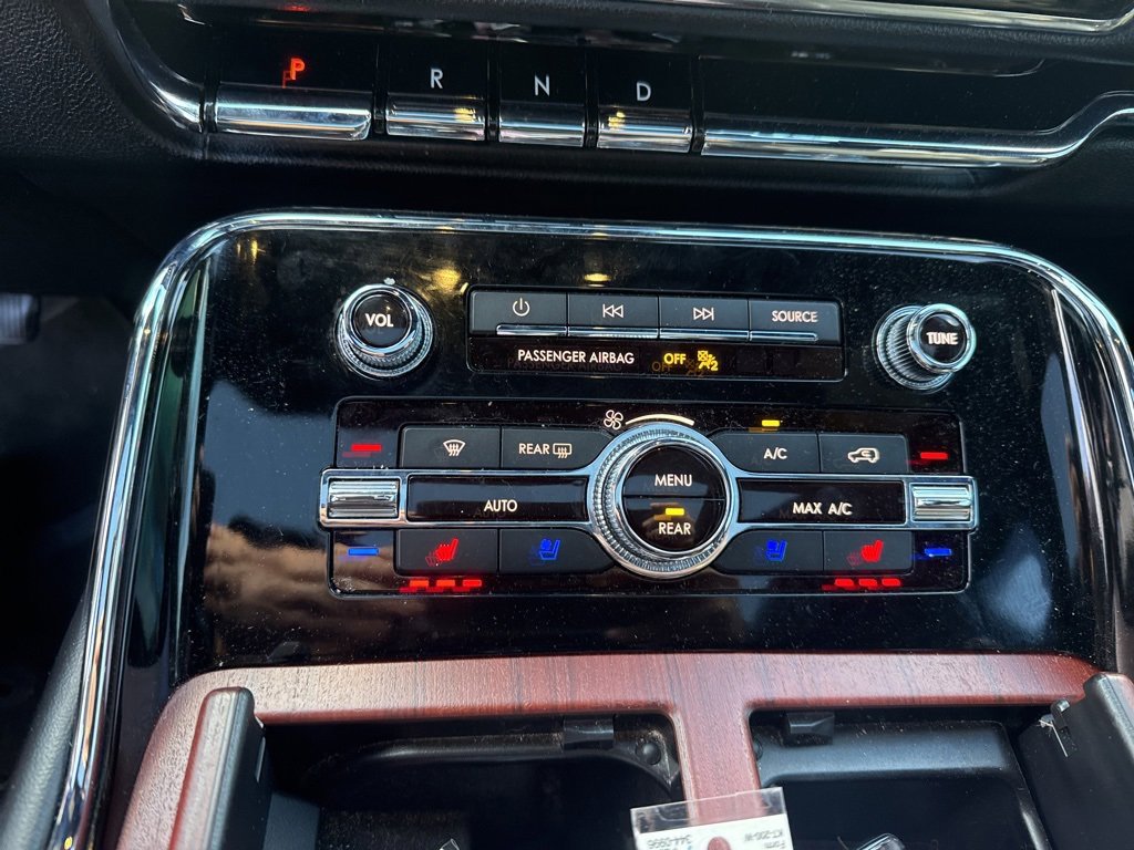 Used 2021 Lincoln Navigator L Reserve image 14