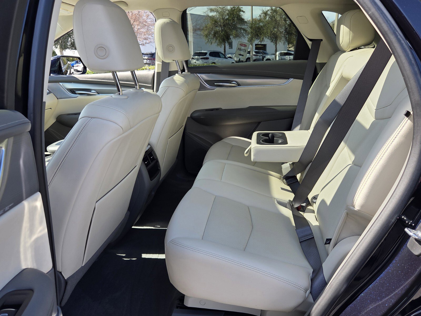 Used 2021 Cadillac XT5 Premium Luxury image 11