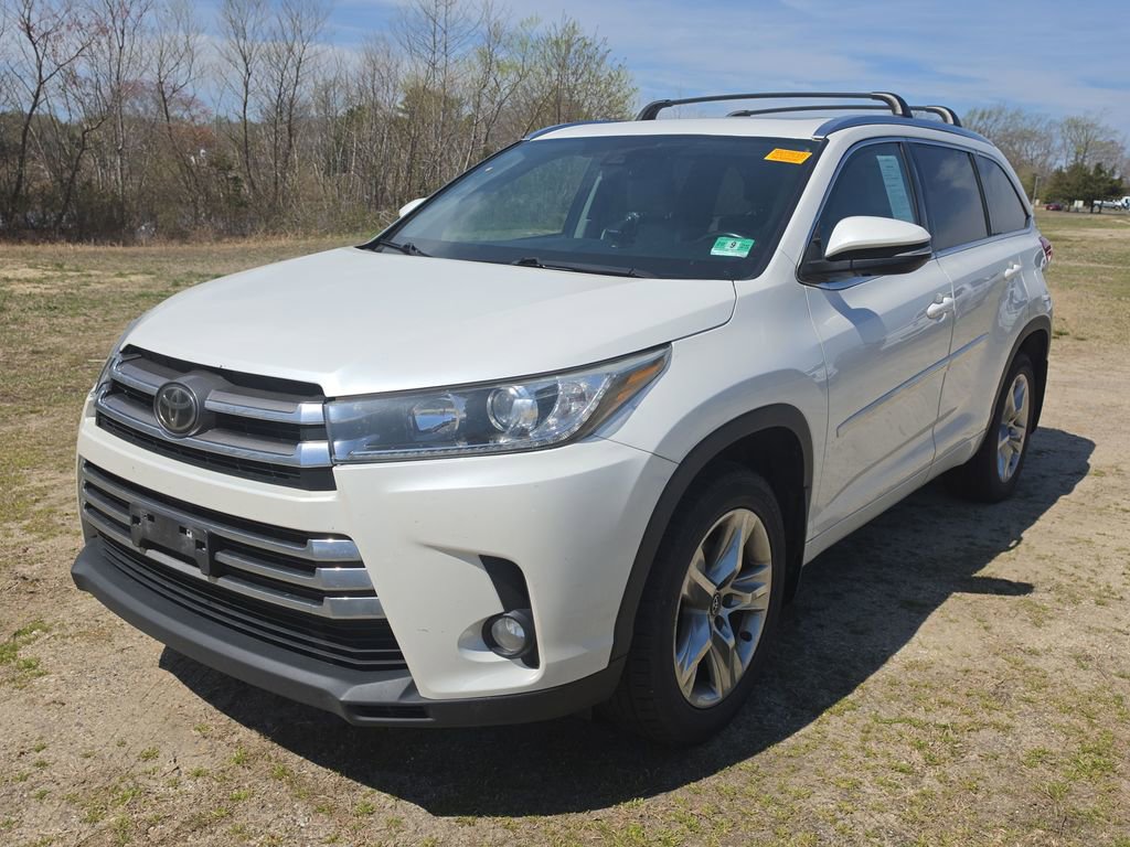 Used 2017 Toyota Highlander Limited w/ Protection Package #3 image 5