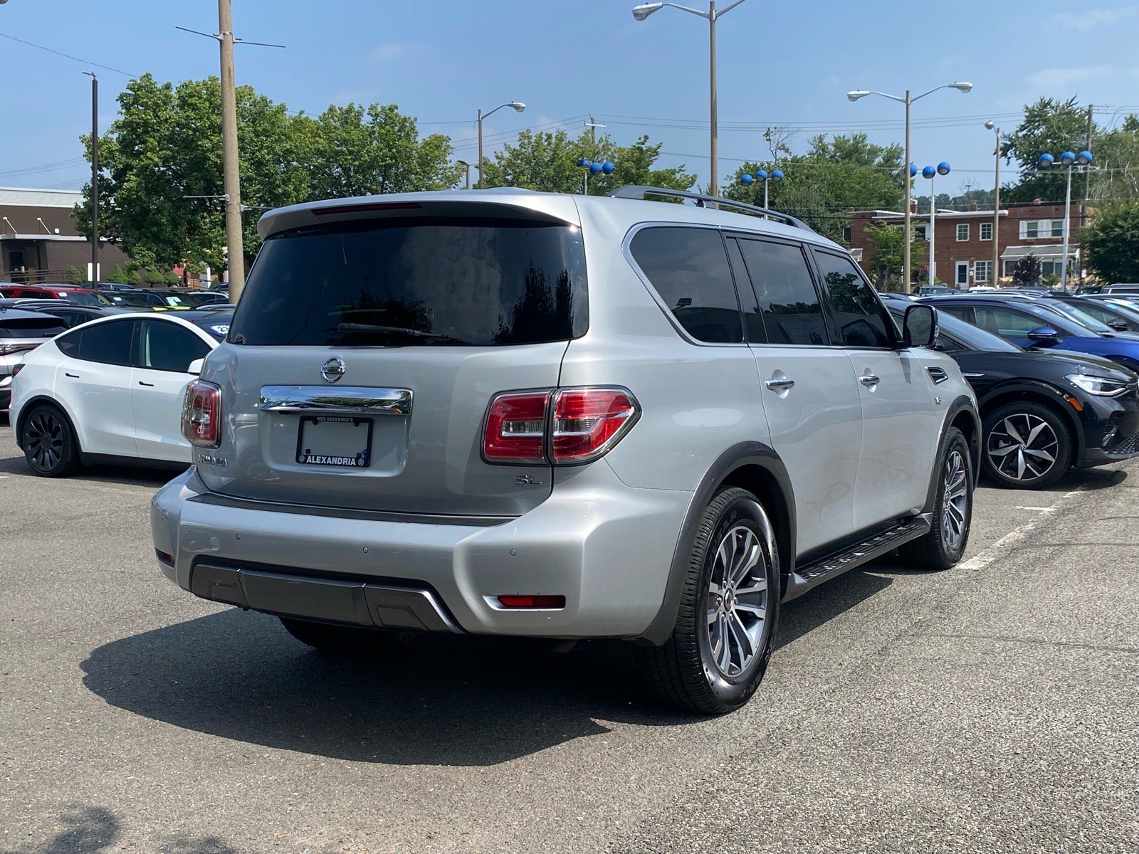 Used 2019 Nissan Armada SL w/ Premium Package RWD image 3