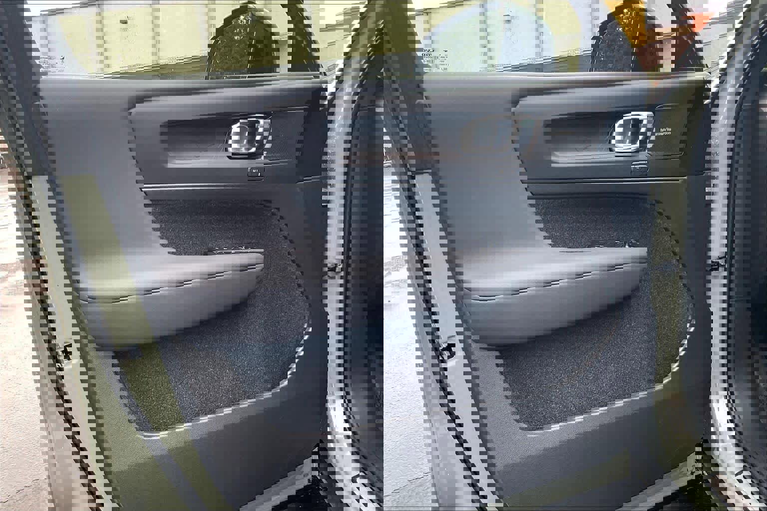 Used 2023 Volvo XC40 Recharge Ultimate image 26