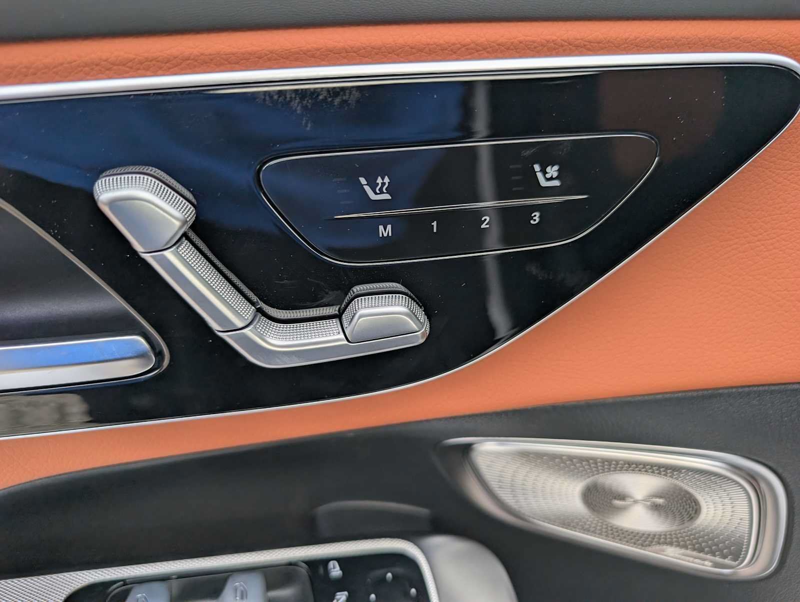 New 2027 Mercedes-Benz GLC 300 4MATIC image 32