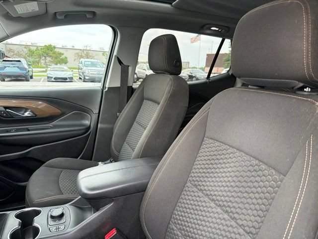 Used 2018 GMC Terrain SLE w/ Driver Convenience Package FWD image 14
