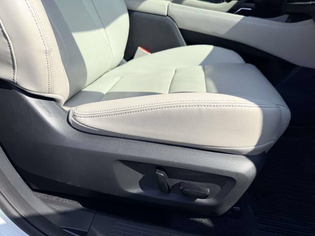 Certified 2023 Nissan Rogue SL w/ SL Premium Package AWD/4WD image 9