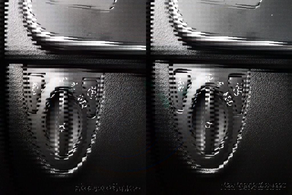 Used 2009 Saab 9-3 Aero image 30