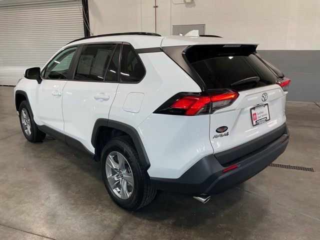 Used 2024 Toyota RAV4 XLE AWD/4WD image 4