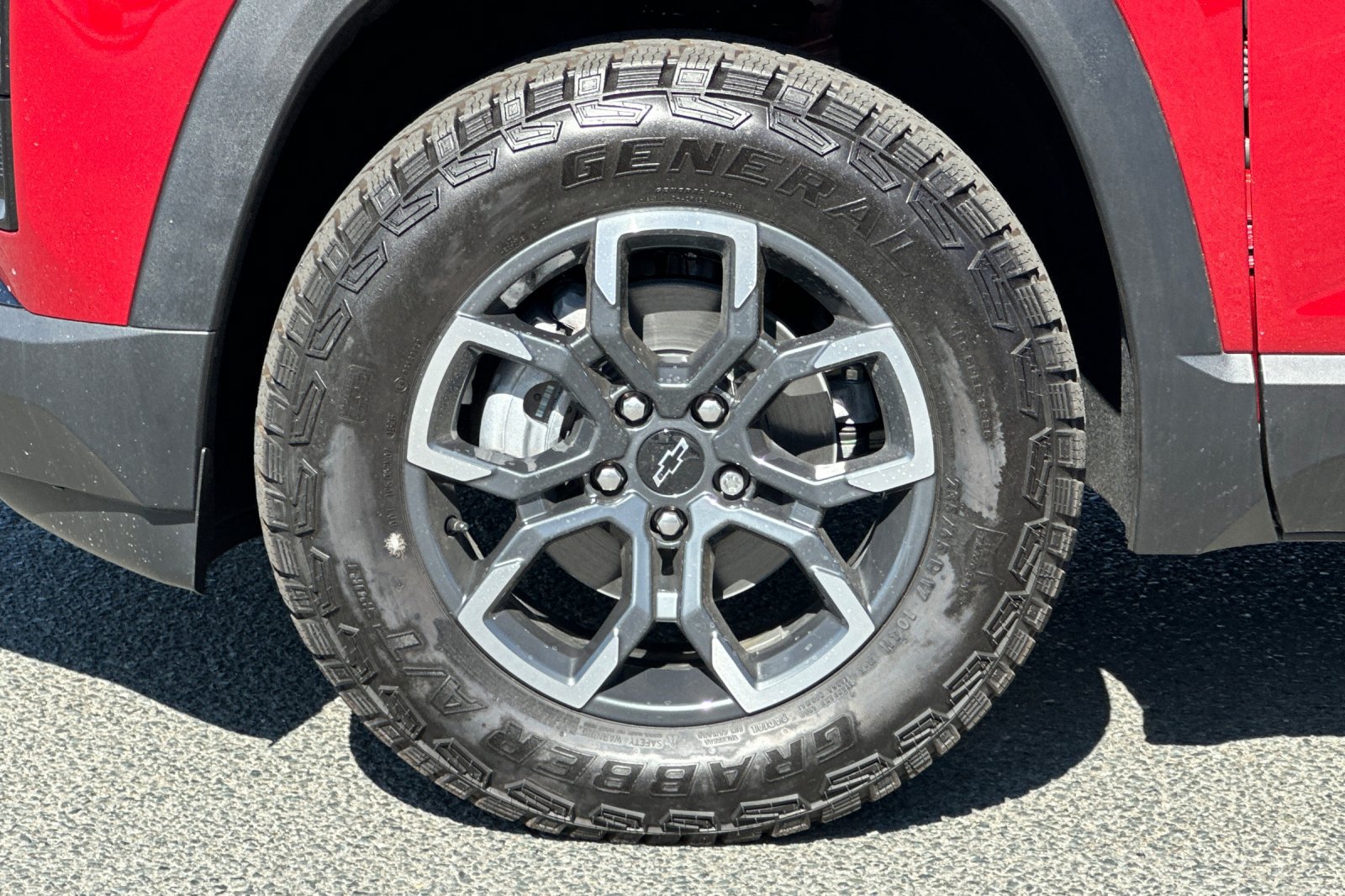 New 2027 Chevrolet Equinox ACTIV AWD/4WD image 30