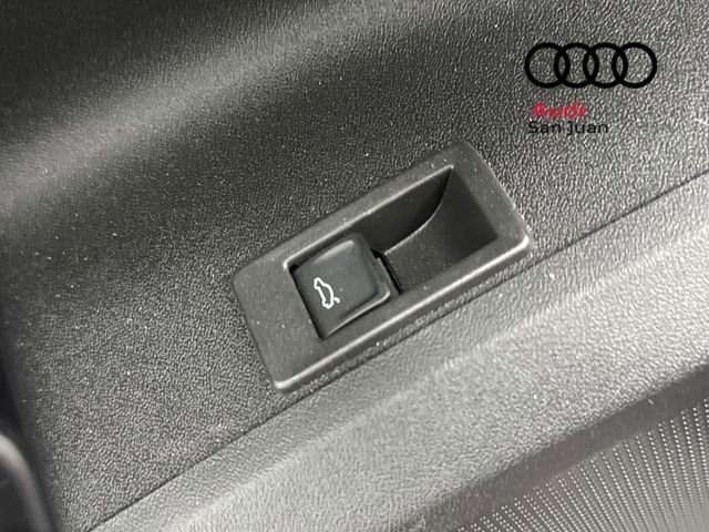 Certified 2025 Audi Q5 Premium w/ Convenience Package image 34