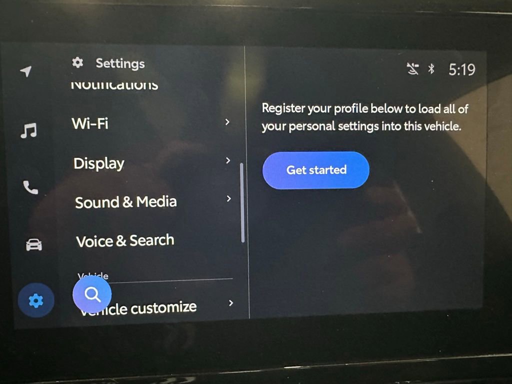 Used 2025 Toyota Corolla LE image 33
