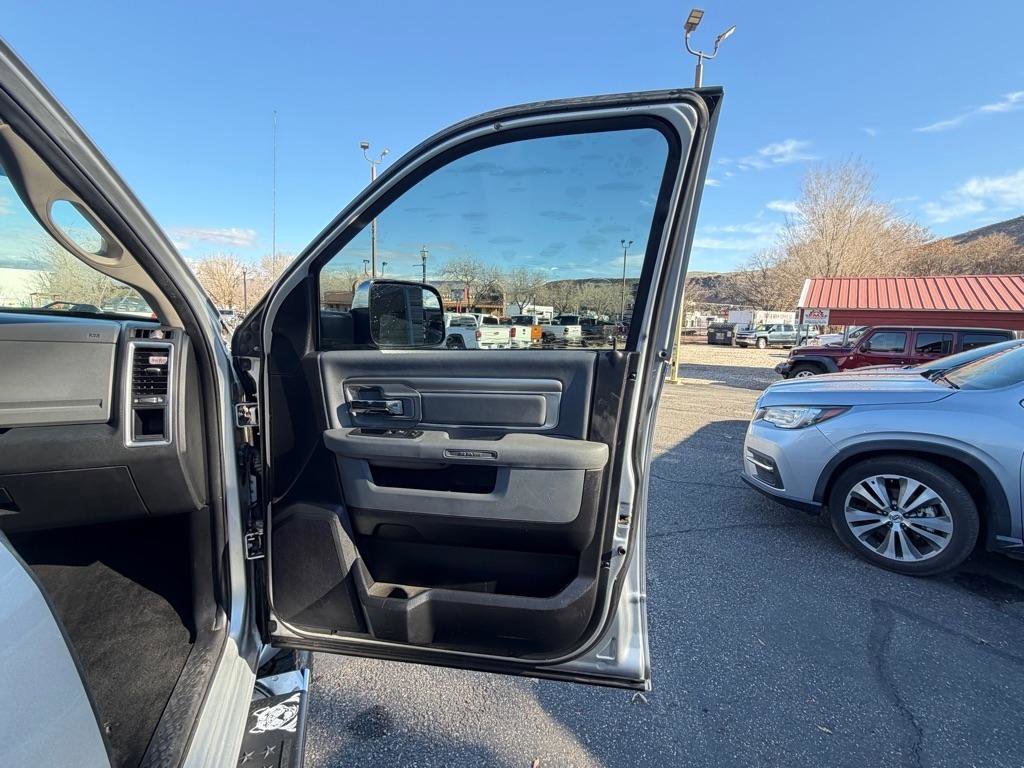 Used 2016 RAM 2500 Outdoorsman AWD/4WD image 24
