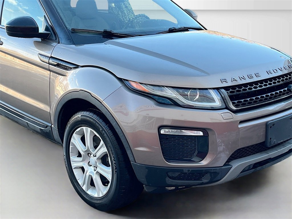 Used 2016 Land Rover Range Rover Evoque SE image 1