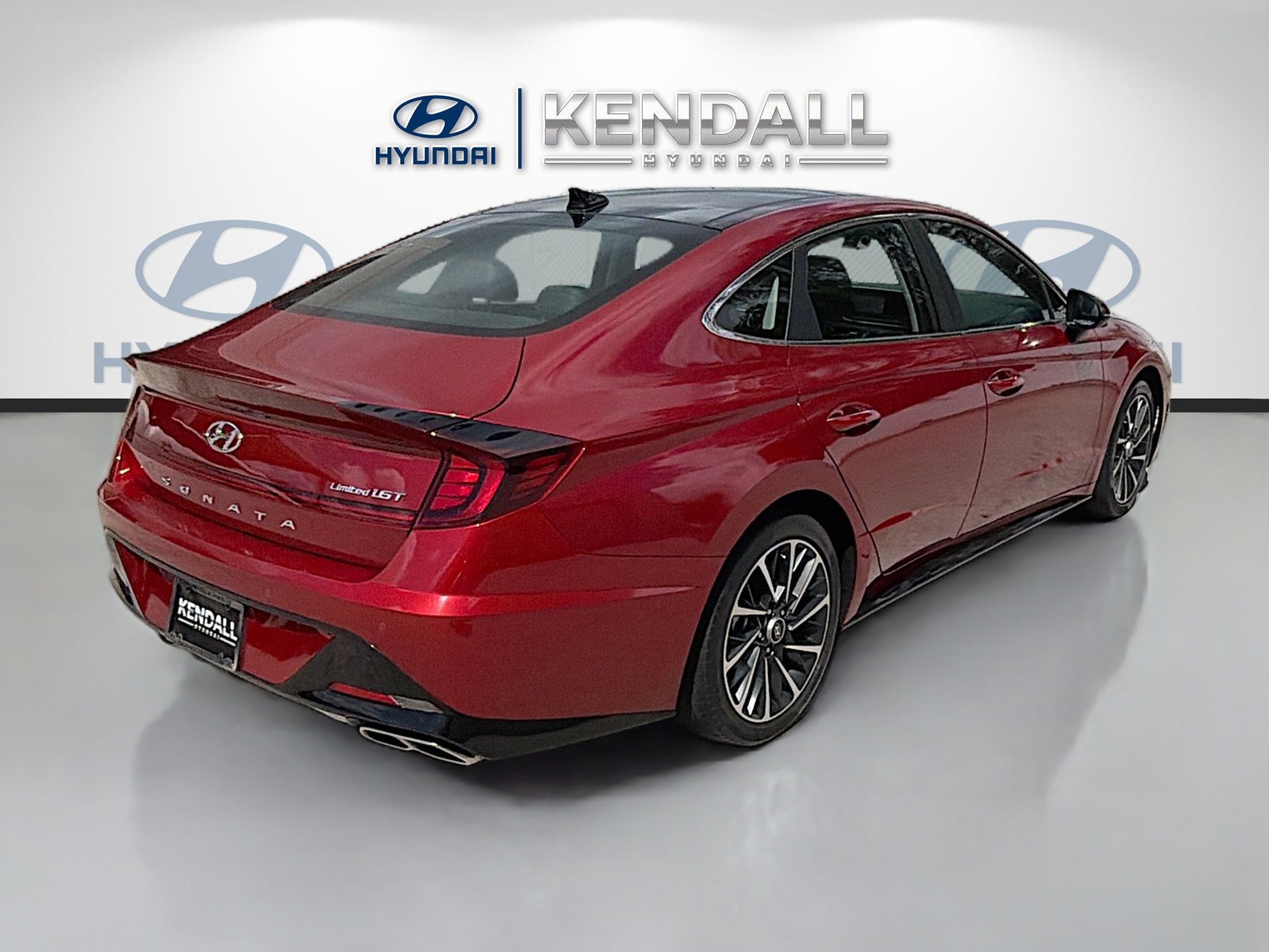 Used 2023 Hyundai Sonata Limited w/ Cargo Package image 6
