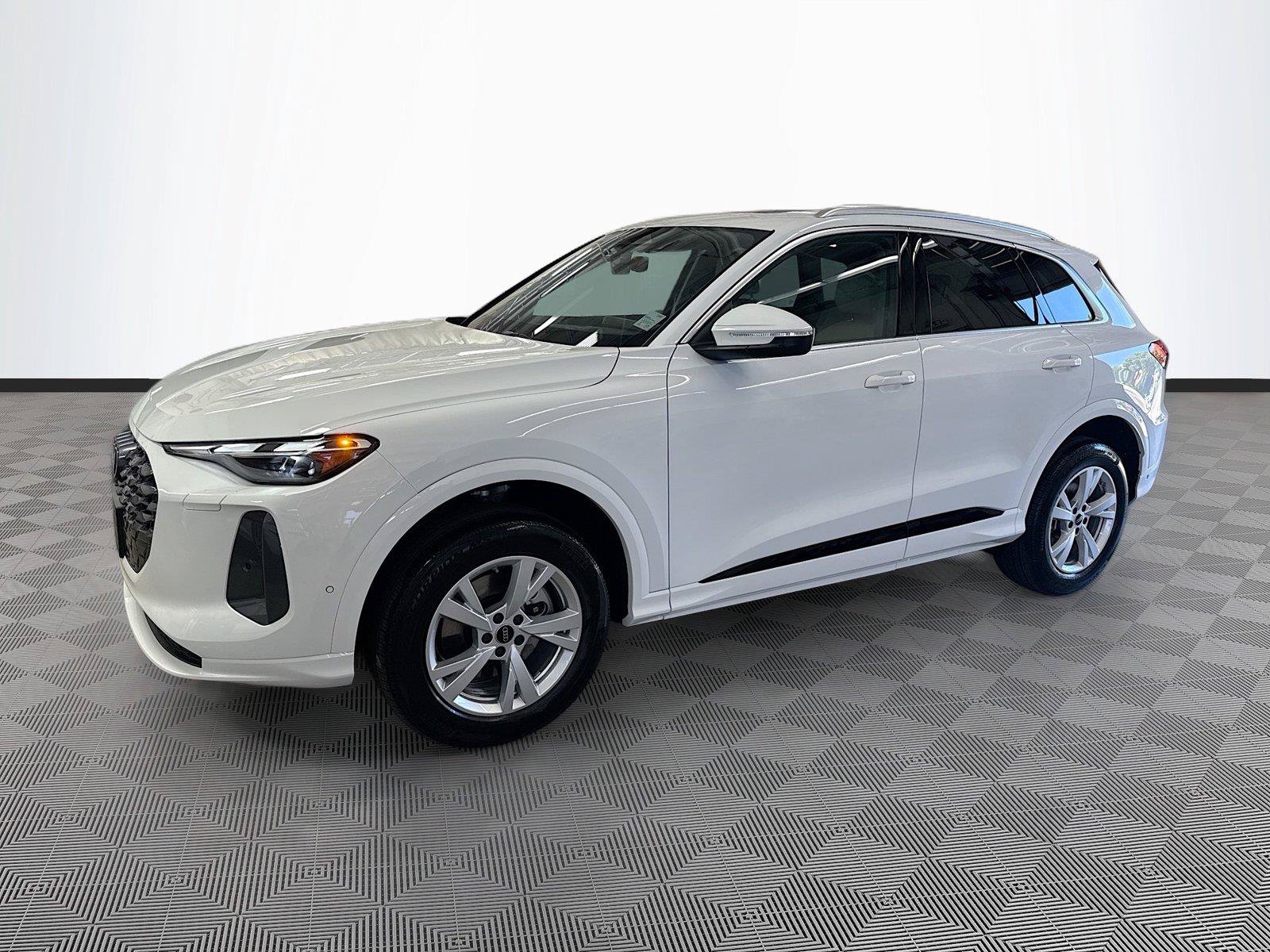 New 2026 Audi Q5 Premium AWD/4WD image 3
