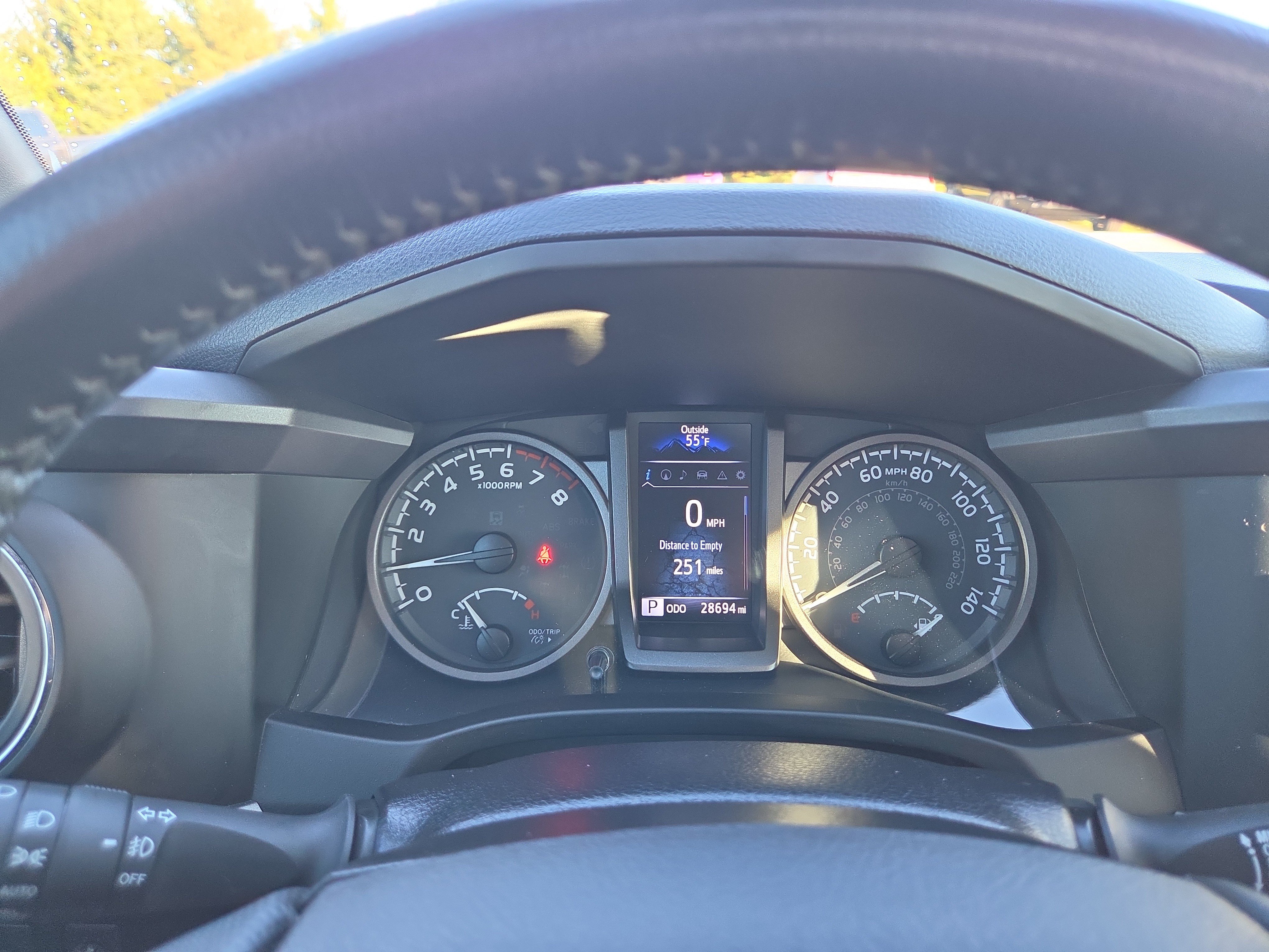 Used 2021 Toyota Tacoma TRD Off-Road w/ TRD Premium Off Road Package AWD/4WD image 5
