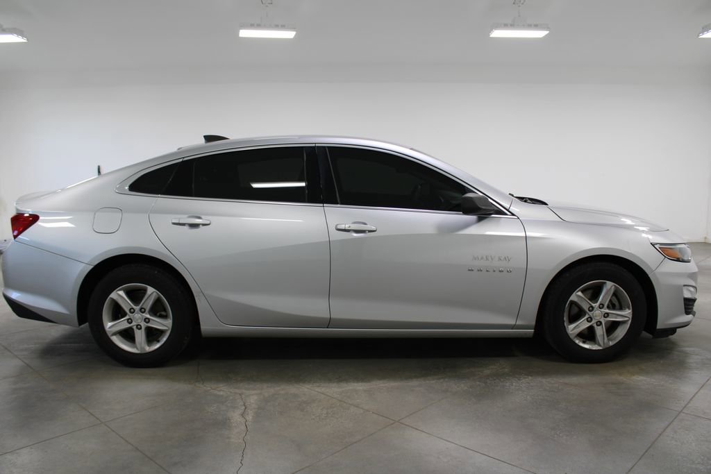 Used 2019 Chevrolet Malibu LS image 11