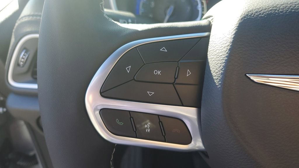 New 2026 Chrysler Pacifica Select image 27