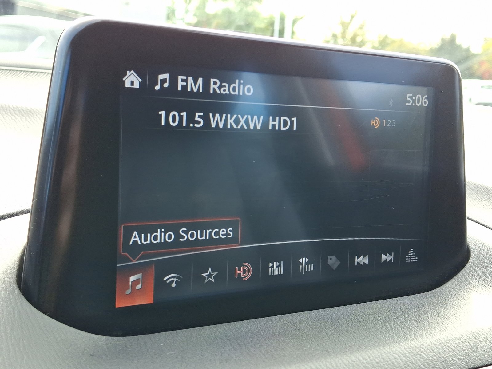 Used 2018 MAZDA MAZDA3 Touring image 18