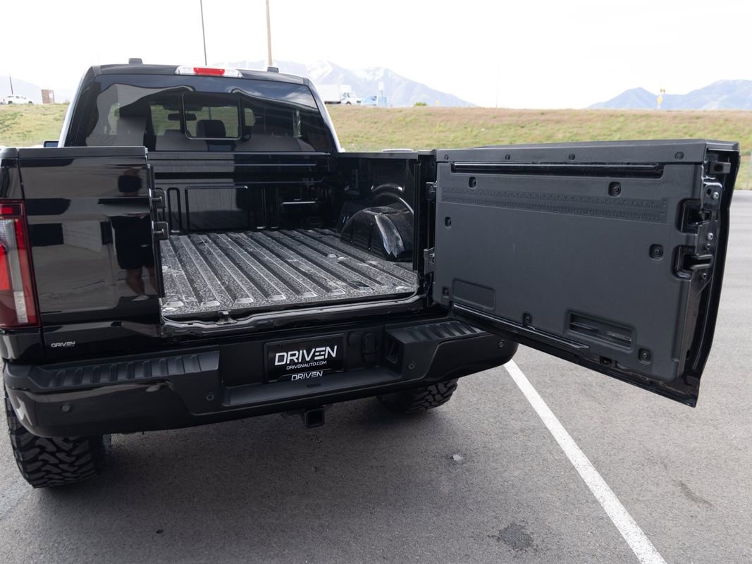 Used 2025 Ford F150 Lariat w/ Bed Utility Package AWD/4WD image 10