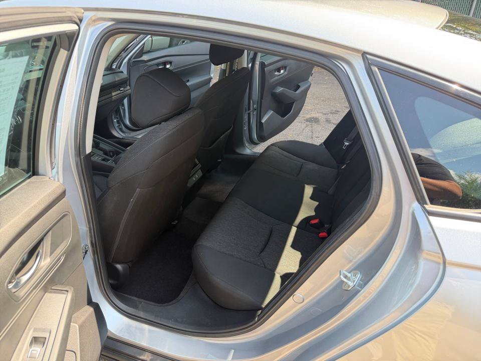 Certified 2025 Honda Accord SE image 30