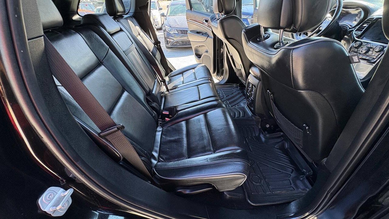 Used 2019 Jeep Grand Cherokee Overland RWD image 5