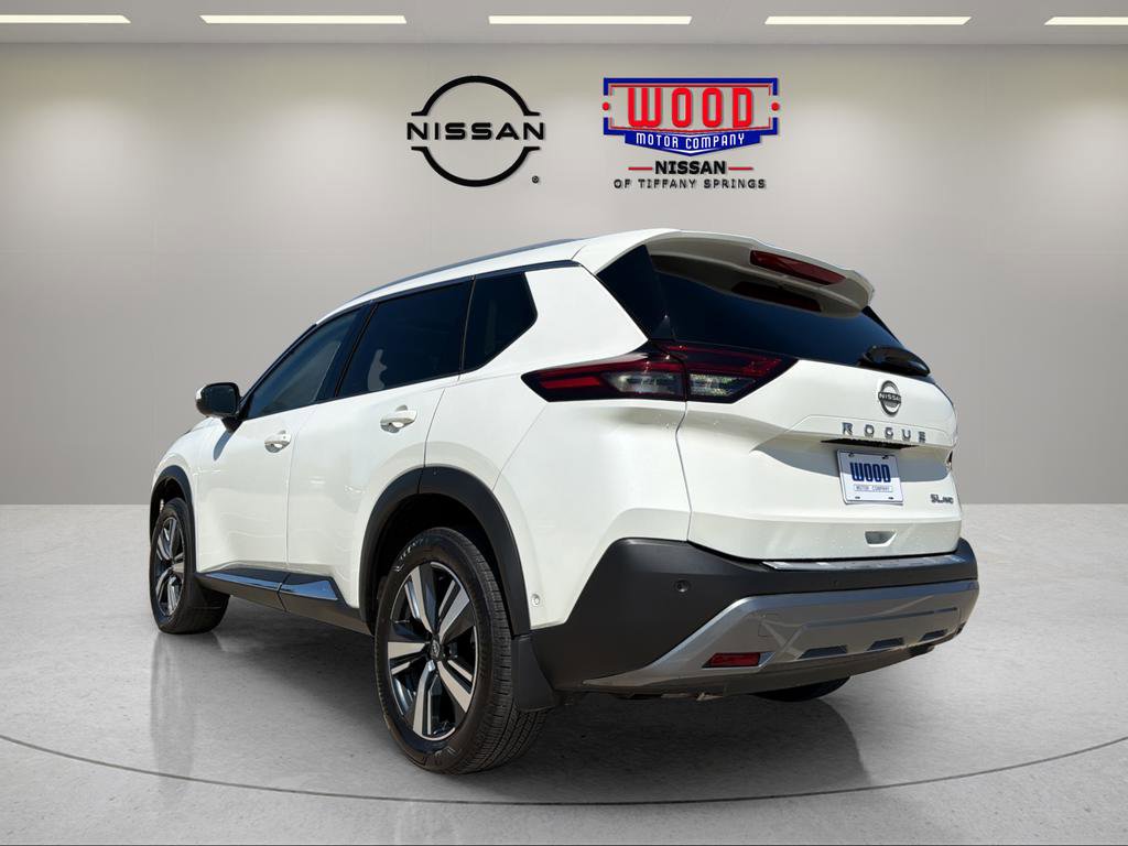 Certified 2023 Nissan Rogue SL w/ SL Premium Package AWD/4WD image 4